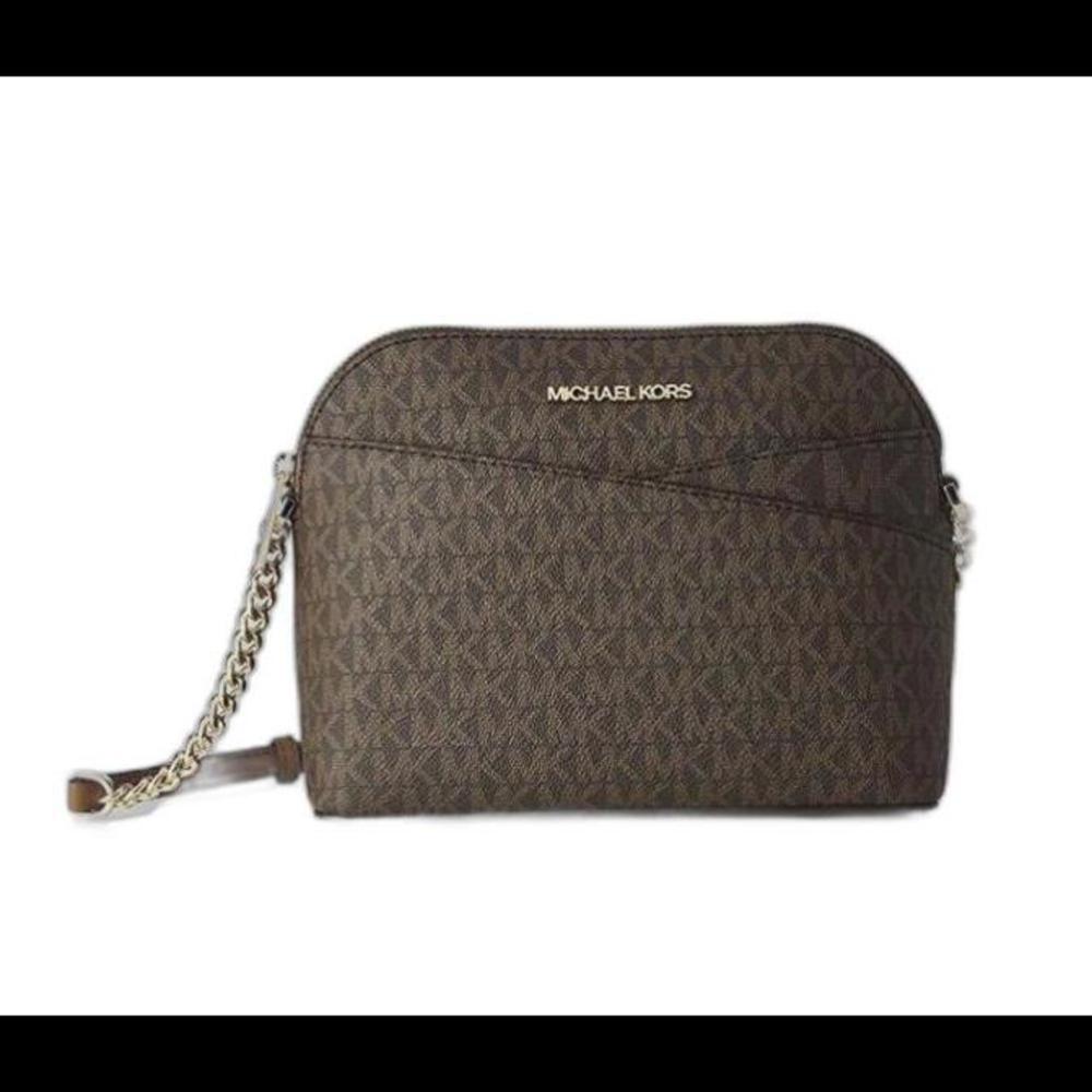 Michael Kors Jet Set Travel Medium Dome Crossbody